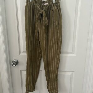 So high rise tapered pants